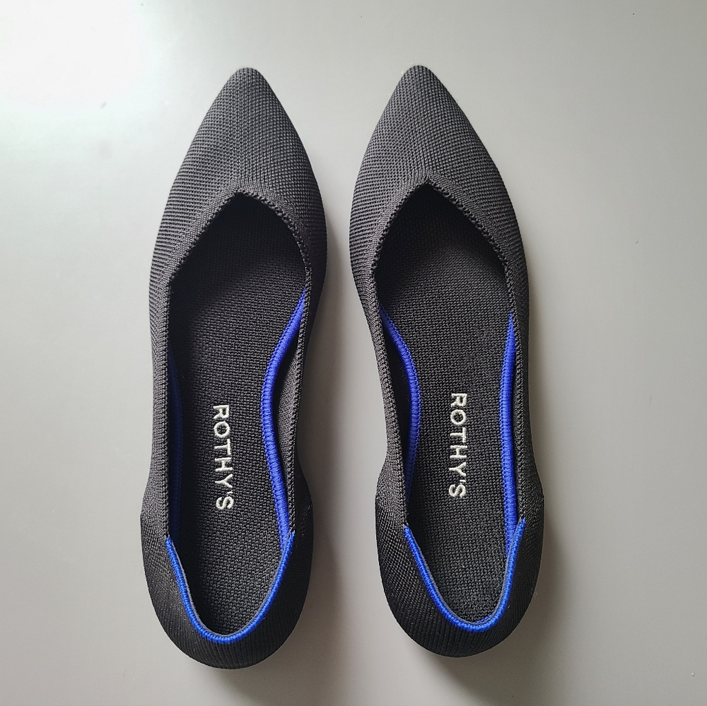 Rothy's Shoes Black Flats, The Point style, Size 8, EUC